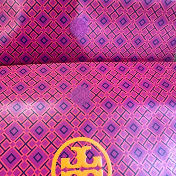 Set of Tory Burch Shopping Bags and Shoe Box!!! - Picture 6 of 9